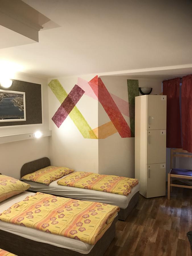 Opera Hostel Budapest Eksteriør bilde